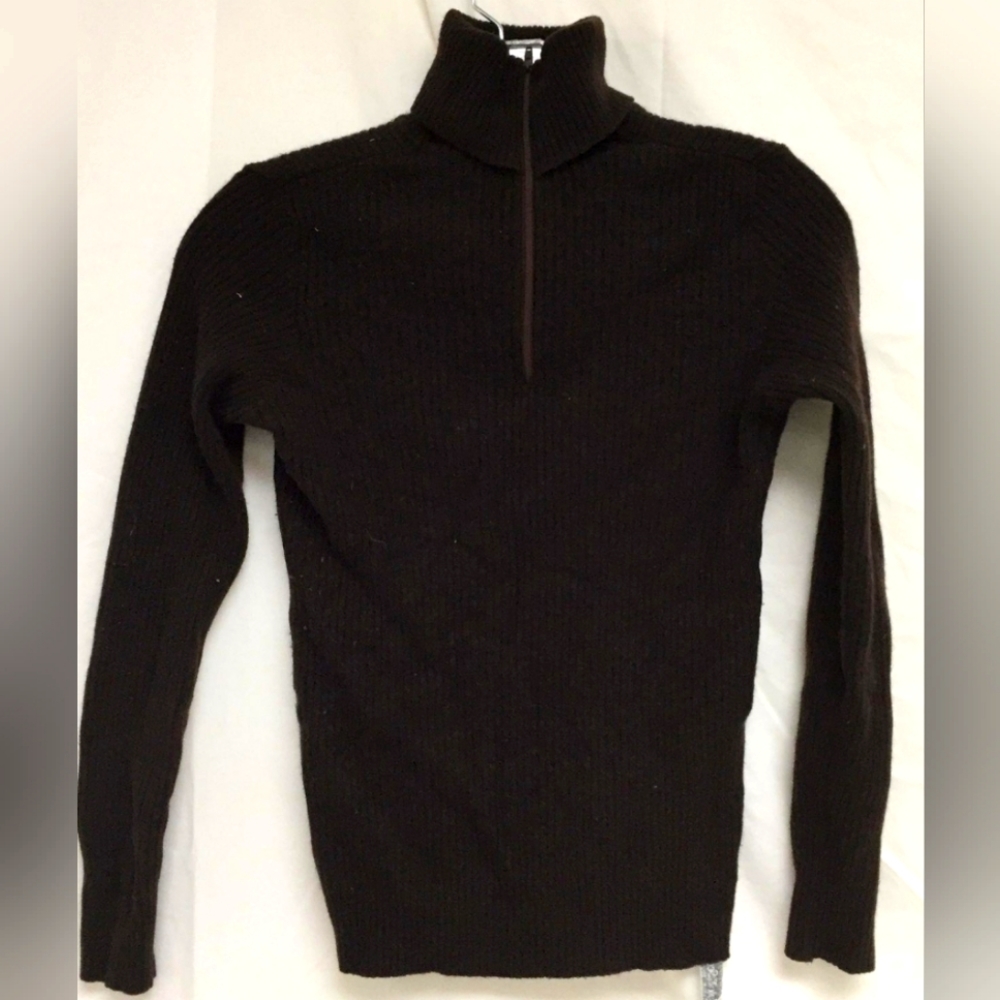 100% cashmere zip never sweater